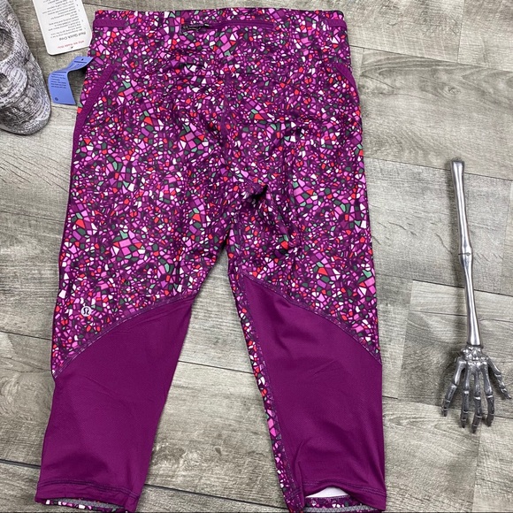 Lululemon purple real quick crop leggings - Picture 4 of 7